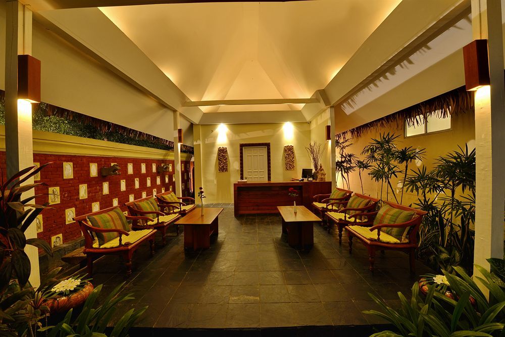 Oasis Hotel Nyaung-U ภายนอก รูปภาพ