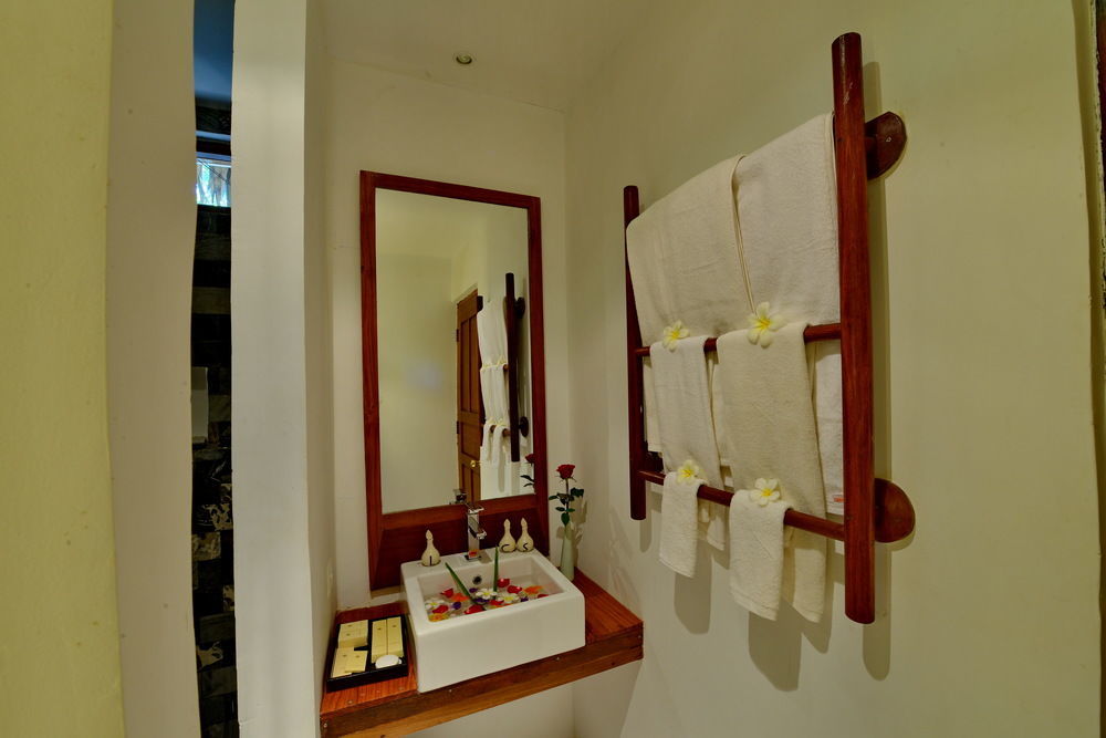 Oasis Hotel Nyaung-U ภายนอก รูปภาพ