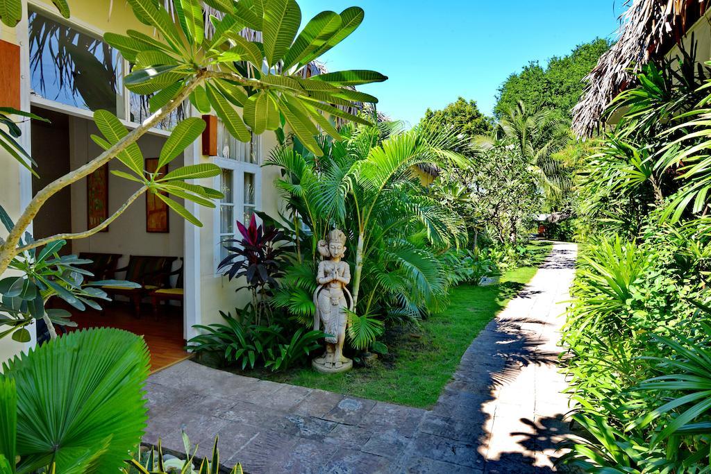 Oasis Hotel Nyaung-U ภายนอก รูปภาพ