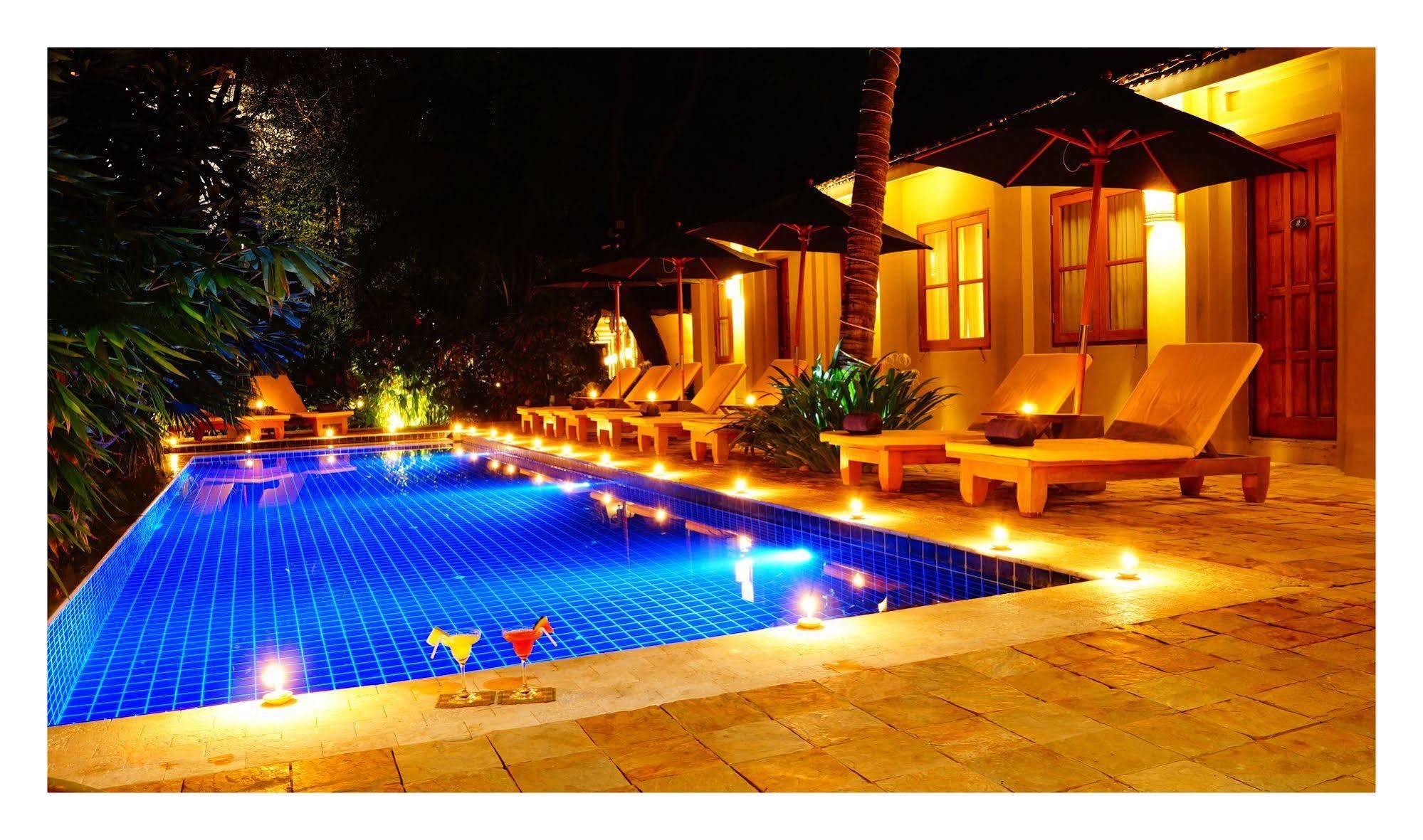 Oasis Hotel Nyaung-U ภายนอก รูปภาพ